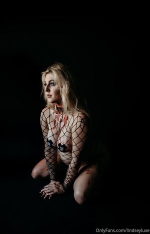 Lindsey Luxe - Thumb