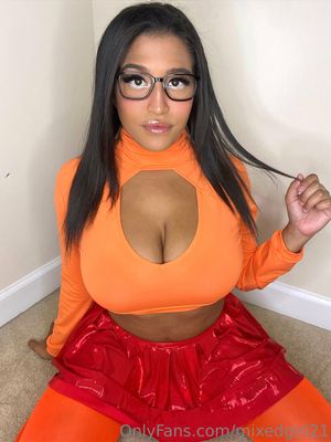 Mixedgirl21 - Thumb