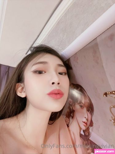 Vivian  - Image