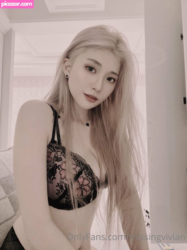Vivian N32