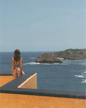 Lucia Javorcekova - Thumb