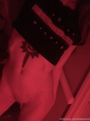 BabeAriel  - Thumb