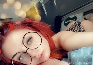 BabeAriel  - Thumb