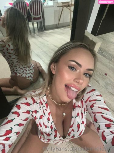 demidiorxo  - Image