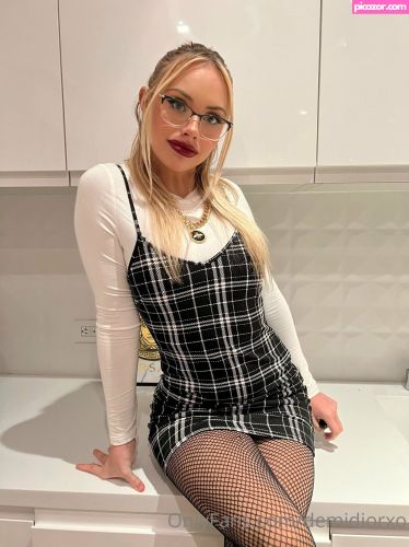 demidiorxo  - Image