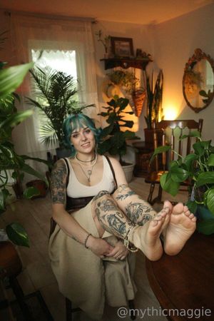 the-goddess-maggie-1 photo #1666 photo n 1666