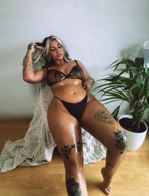 onlyelliej  - Thumb