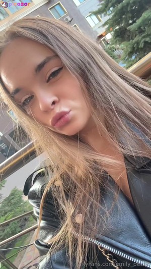 emily_petite video #27 photo n 27