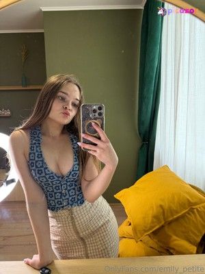 emily_petite photo #21 photo n 21
