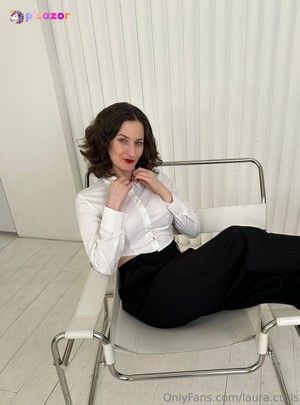 laura.curls N7