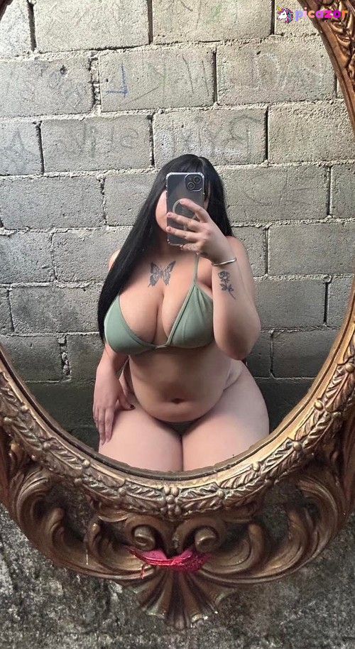 Elizabeth Nazariego - Image