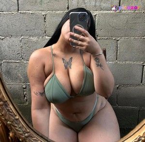 Elizabeth Nazariego - Thumb