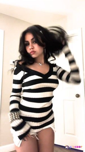 tara-yummy-1 photo #19 photo n 19