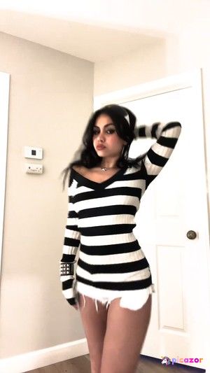 tara-yummy-1 photo #23 photo n 23