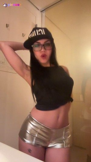 tara-yummy-1 photo #40 photo n 40