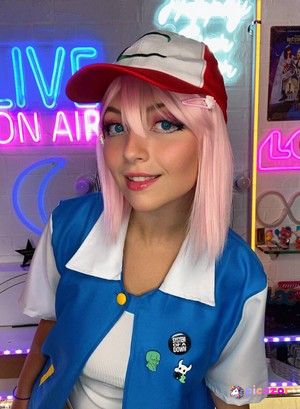 Tu44a Cosplay N6