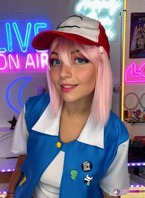 Tu44a Cosplay - Image