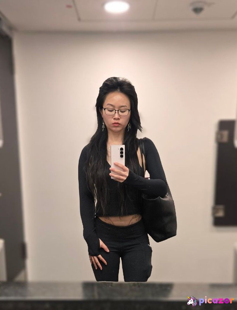 Connie Han N69