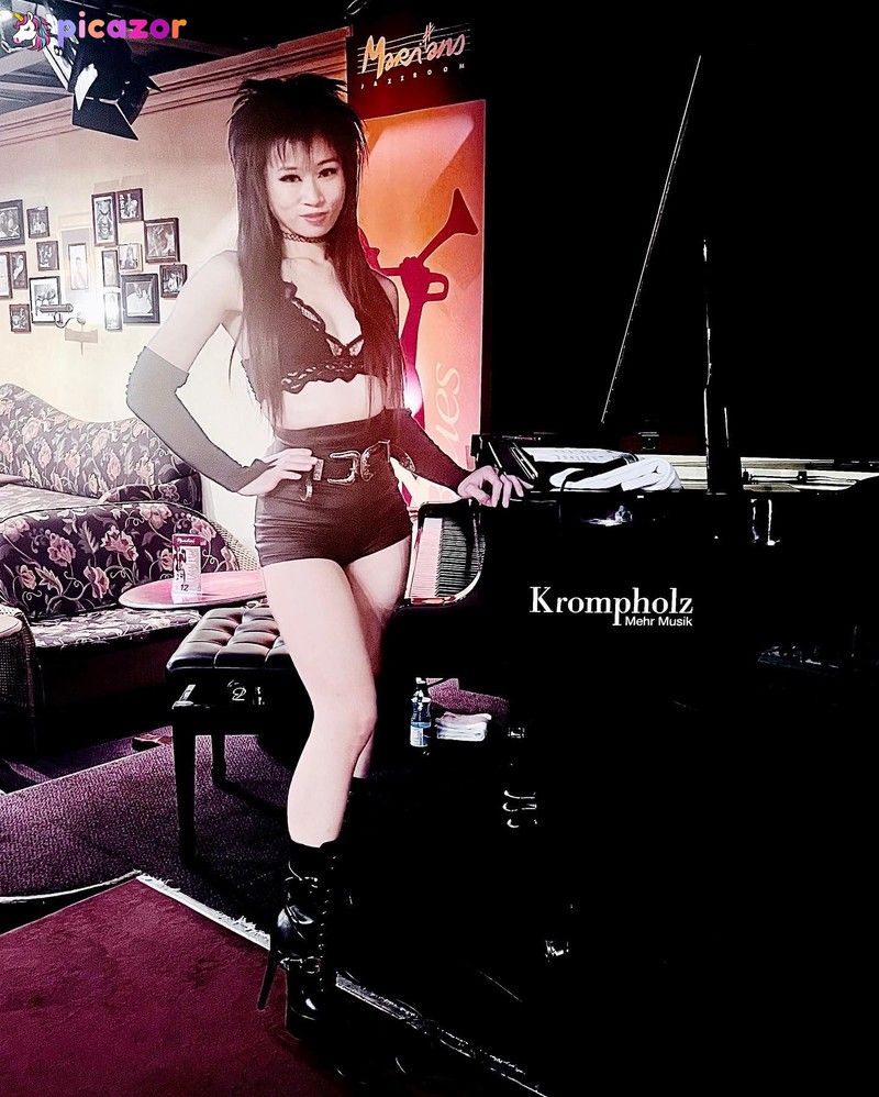 Connie Han N53