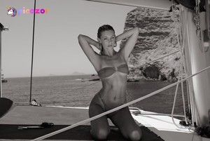 lily-rowland-1 photo #21 photo n 21