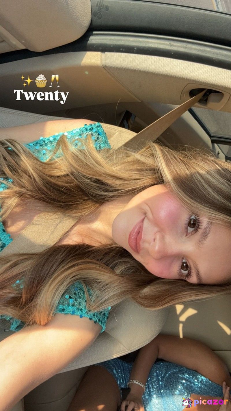 Mia Steele N14
