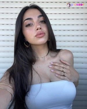 Anna Gegnoso - Thumb