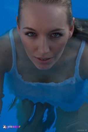 hayley-marie-coppin photo #85 photo n 85