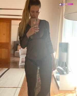 Julieta Camano - Thumb