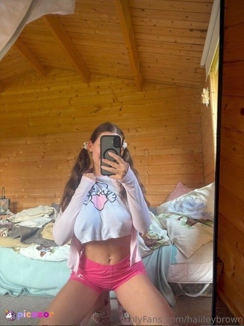 Hailey Broown - Image