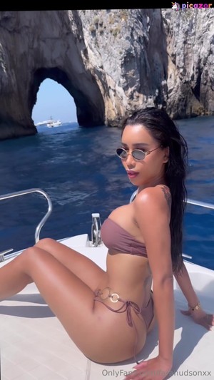 farahudsonxx video #6 photo n 6