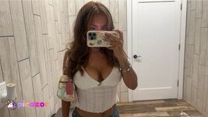 dollyrhodesss - Thumb