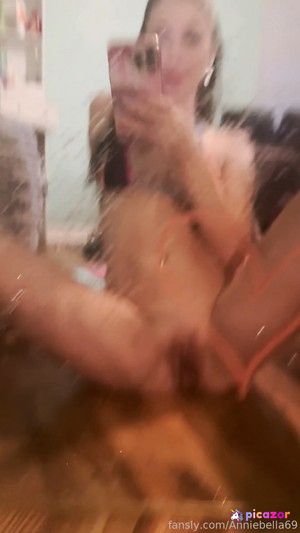 AnnieBella69 - Thumb