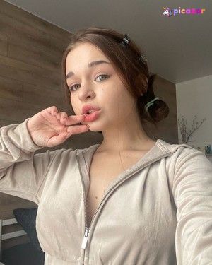 petite-olya-1 photo #2 photo n 2