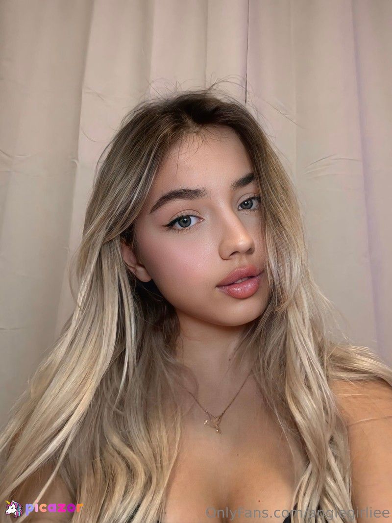 angiegirliee N29