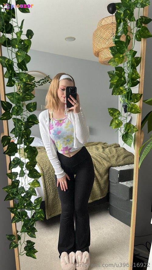 mia monet - Image