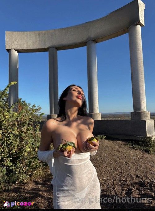 Hot Buns - Image