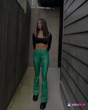 amira-brar photo #2 photo n 2