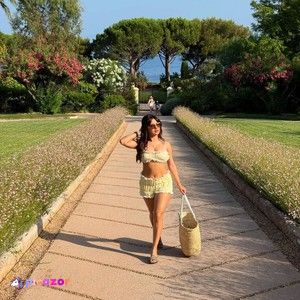 Avneet Kaur N8