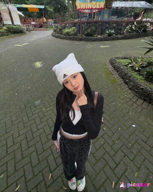 Nadine Abigail - Image