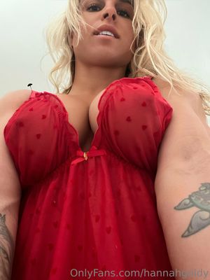 Hannah Goldy  - Thumb