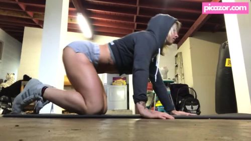 Hannah Goldy  - Image