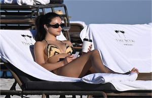 camila-mendes-1 photo #166 photo n 166