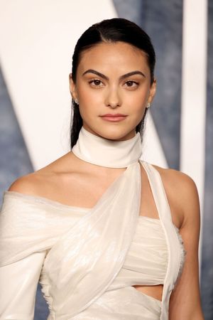 camila-mendes-1 photo #107 photo n 107