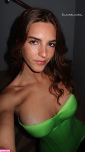 Emily Feld - Image