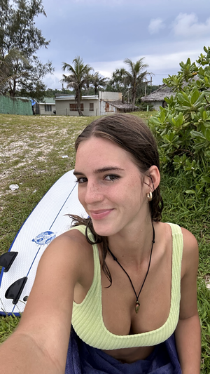Emily Feld - Thumb