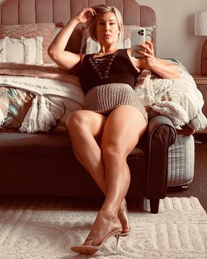 squats_n_curves photo #233 photo n 233