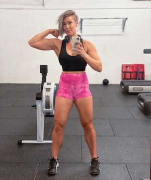 squats_n_curves photo #114 photo n 114