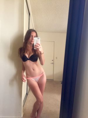 mia-gunn photo #1 photo n 1