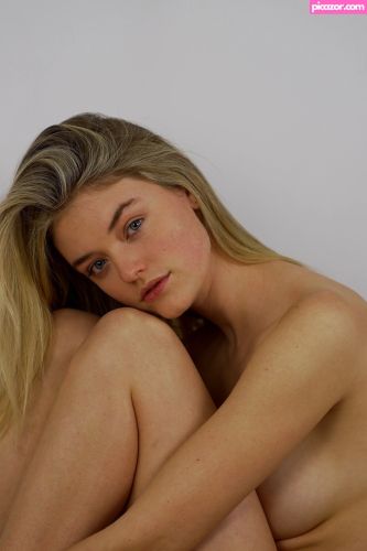 Willow Hand - Image