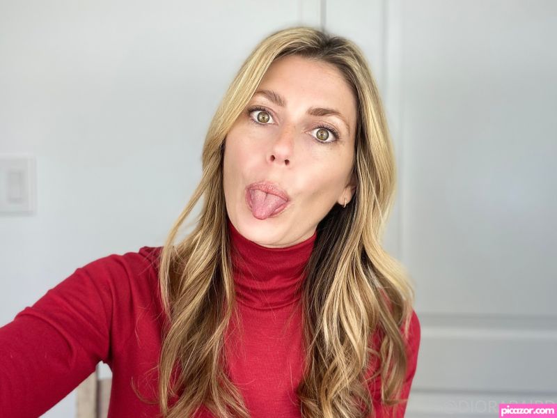 Diora Baird N323
